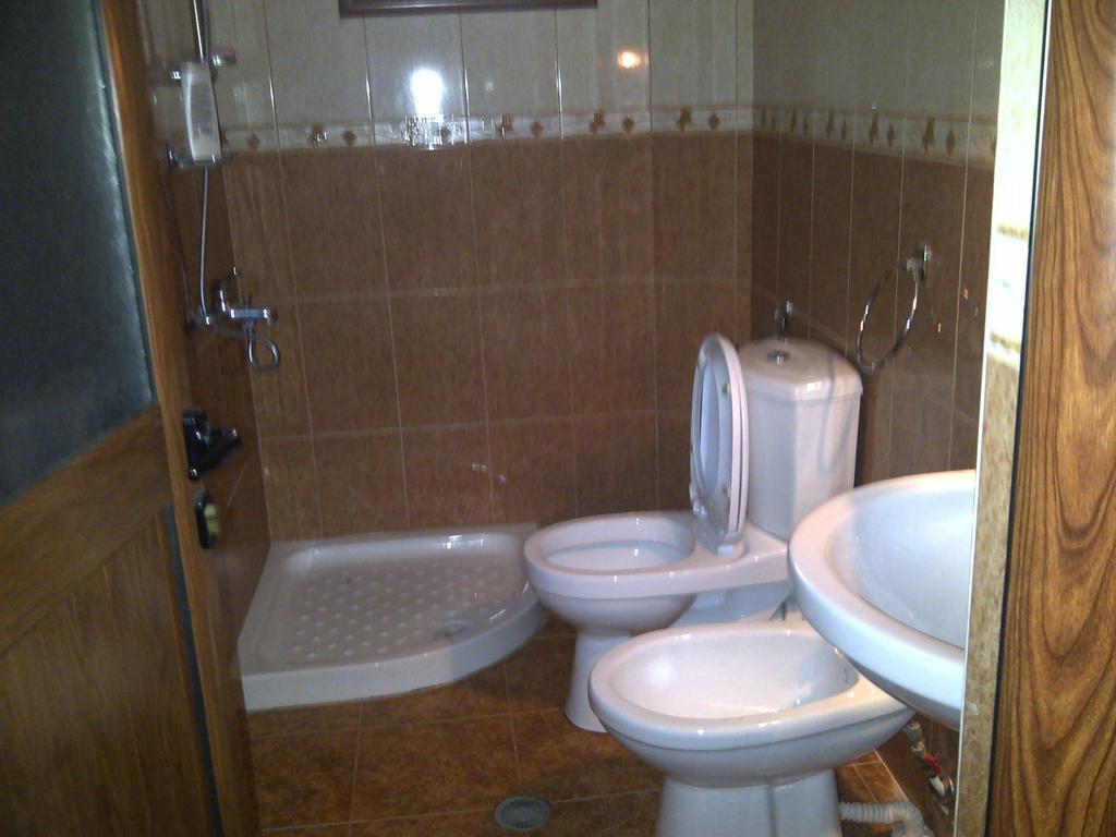 Guest house Fatos Biti *